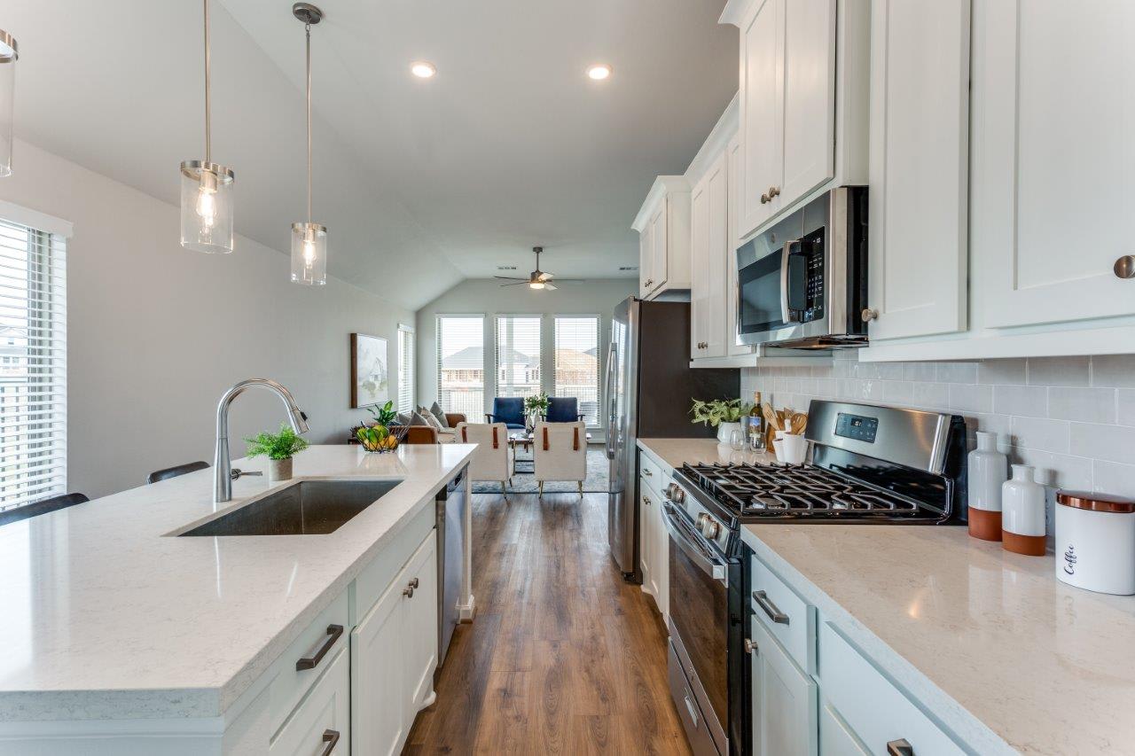 Cooktop and sink in island online